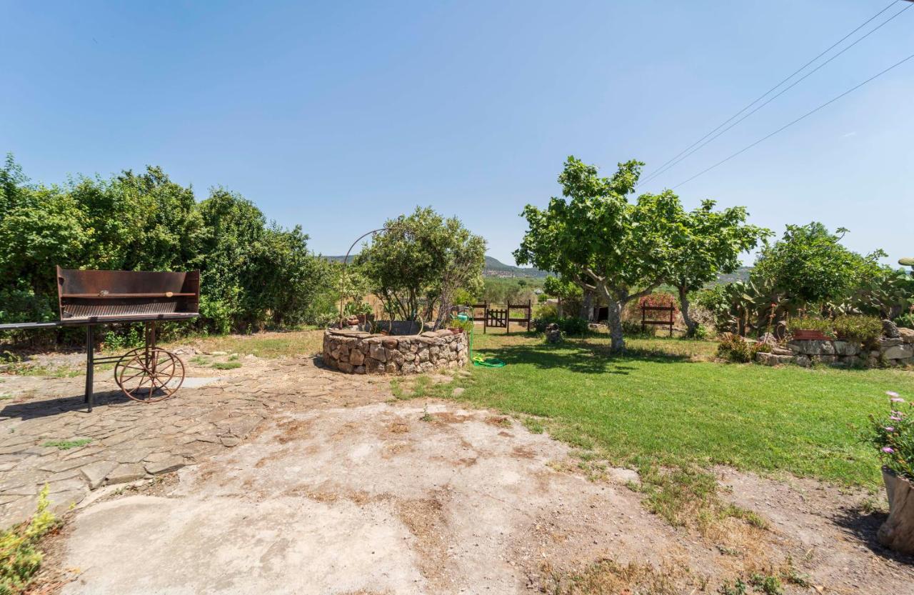 Open Space Accommodation Альгеро Экстерьер фото